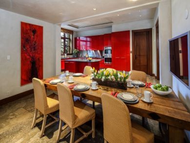 Contemporary Luxury Aspen Location Ski Home 6 Bed 8 Baths